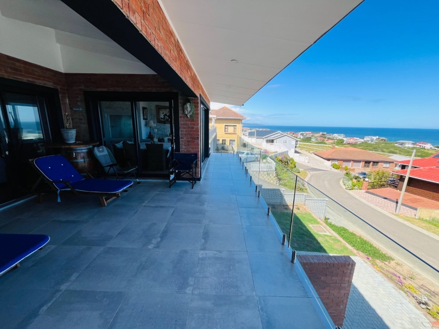 4 Bedroom Property for Sale in Tergniet Western Cape